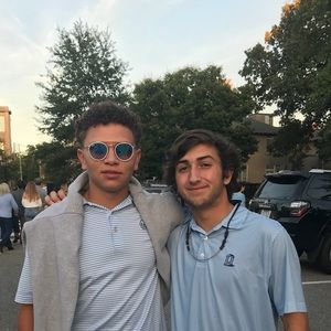 Meet your Posher, Donavon